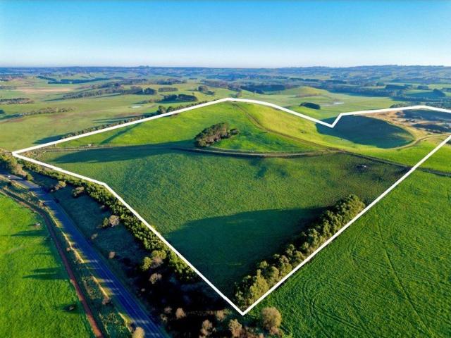 Cottage for sale in Cobden, Victoria