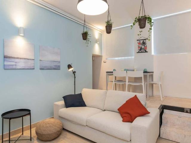 Appartamento in affitto a Municipio 9, Milano