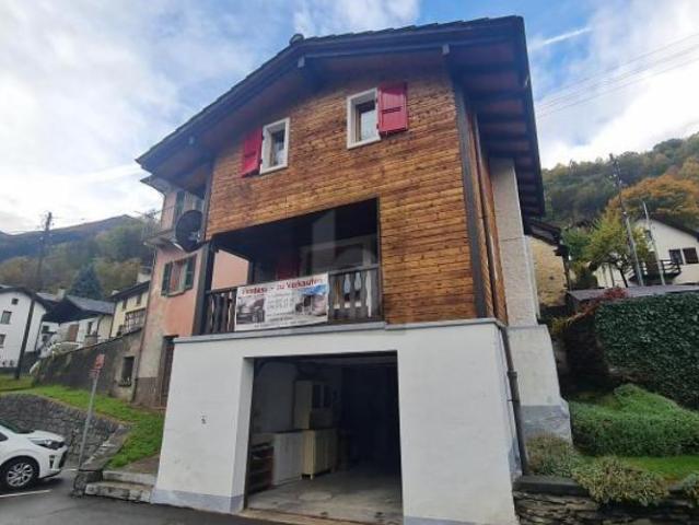 Haus kaufen in Acquarossa, Tessin