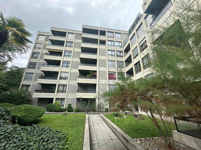 Etagenwohnung kaufen in Lugano