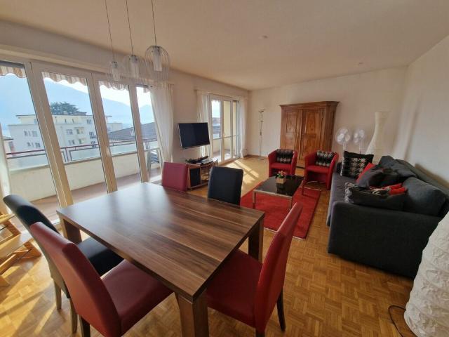 Etagenwohnung mieten in Muralto