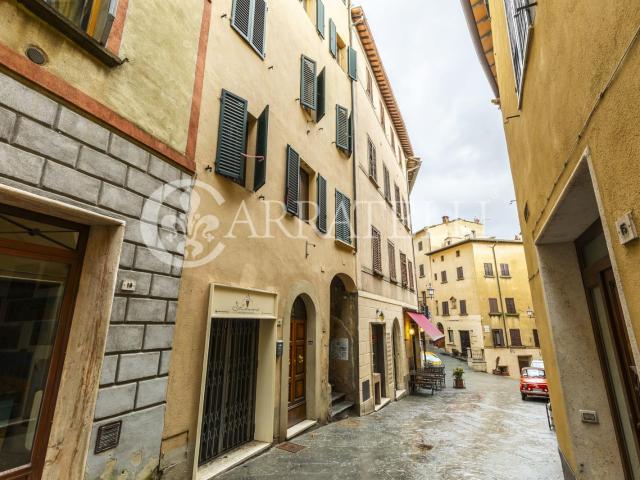 Casa in vendita a Abbadia Di Montepulciano, Toscana