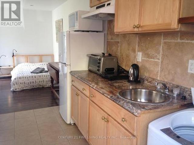 House for rent in Woburn, Ontario