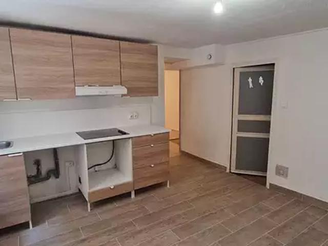 Maison location à Aix-en-Provence, Gréasque
