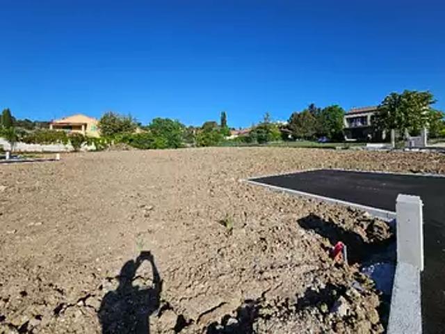 Terrain vente à Aix-en-Provence, Gréasque