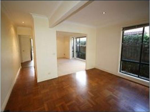 Townhouse for rent in Sydney, New South Wales