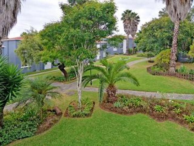 Apartment for sale in Nooitgedacht, Gauteng