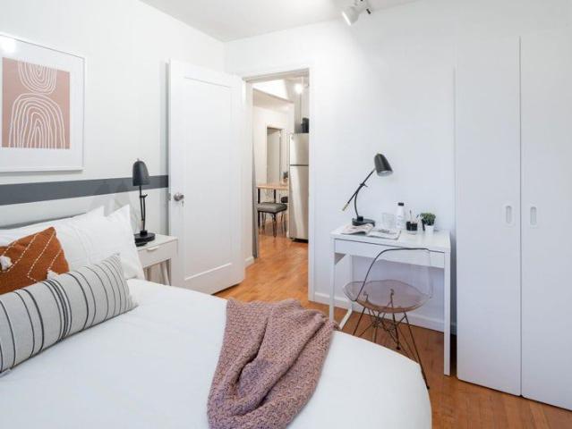 Room for rent in Arverne, New York