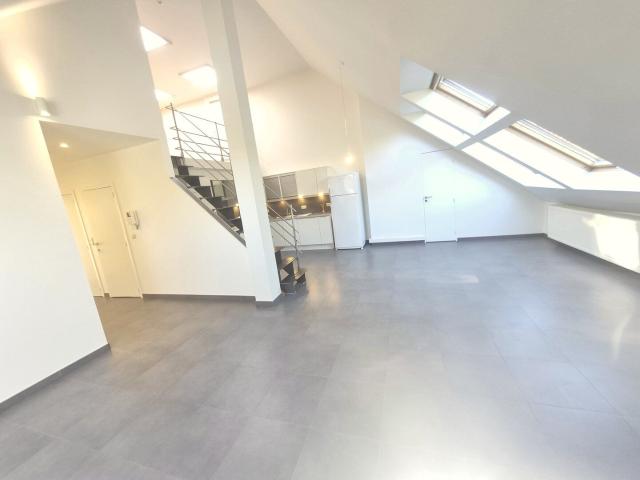 Appartement location à Woluwe-Saint-Pierre - Sint-Pieters-Woluwe, Brussel-Hoofdstad - Bruxelles-Capitale