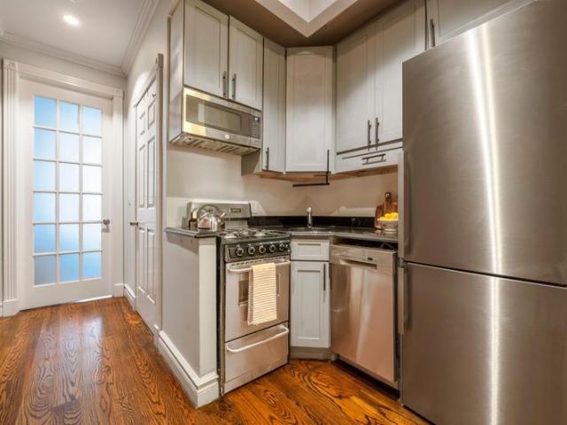 Room for rent in Arverne, New York