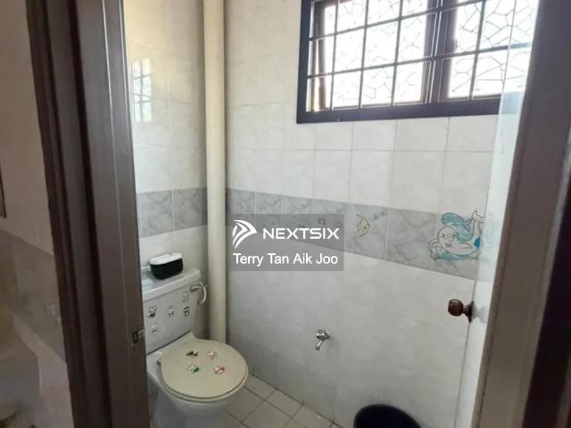 Residential House for sale in Country Heights Damansara, Kuala Lumpur