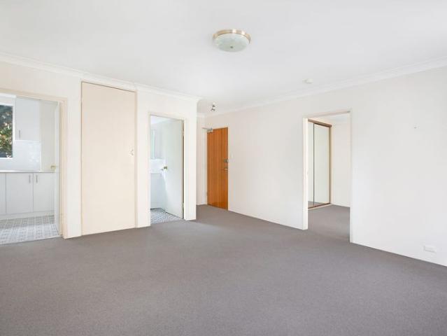 Apartment for rent in Lower North Shore, Sydney
