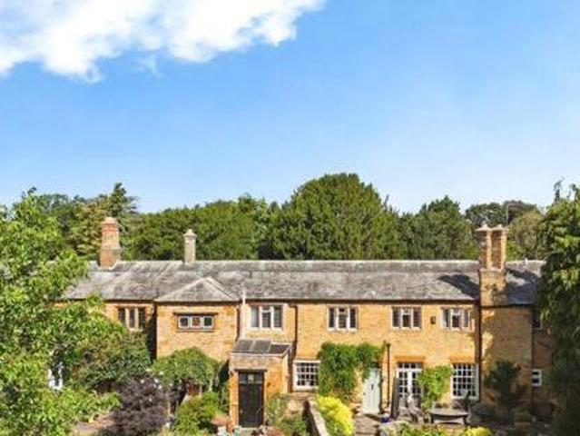 House for sale in Northampton, Northamptonshire