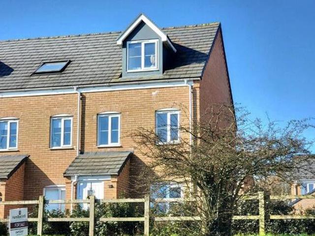 House for sale in Key Street, Suffolk
