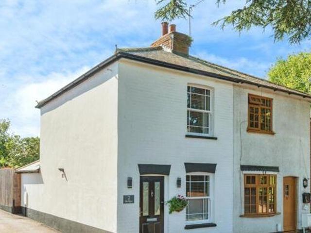House for sale in Pachesham Park, Surrey