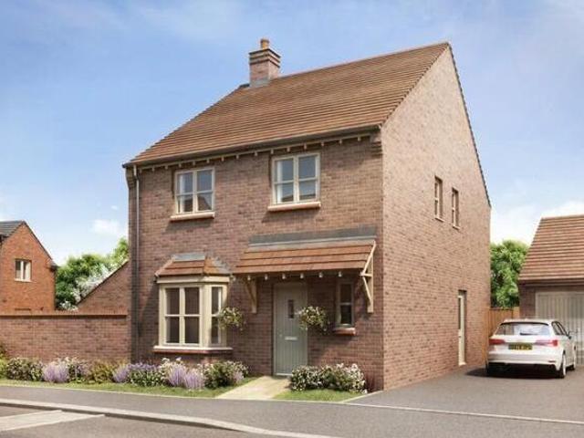 House for sale in Houlton, New Bilton