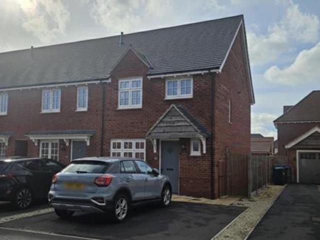 House for rent in Houlton, New Bilton