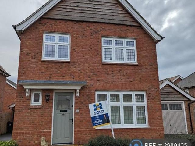 House for rent in Houlton, New Bilton