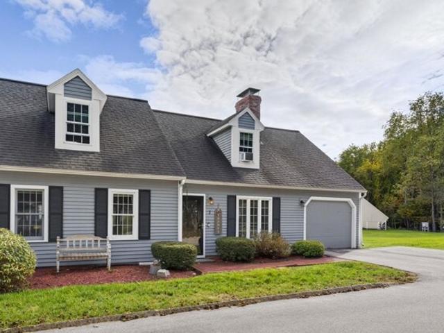 Condo for sale in Milford, Hillsborough County