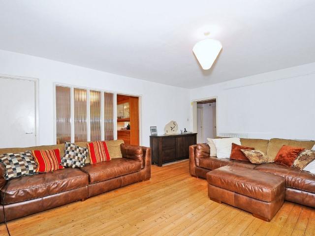 Apartment for rent in London Borough of Lewisham, Forest Hill