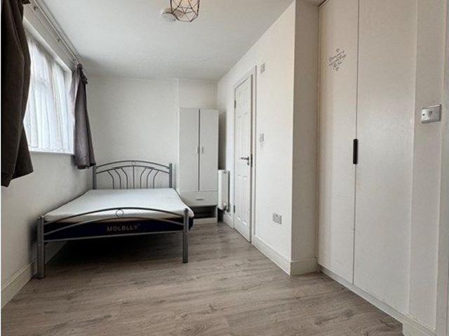 Studio for rent in London Borough of Enfield, Greater London