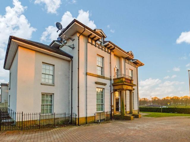 House for rent in Higher Broughton, Salford