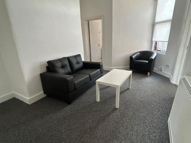 Apartment for rent in Higher Broughton, Salford