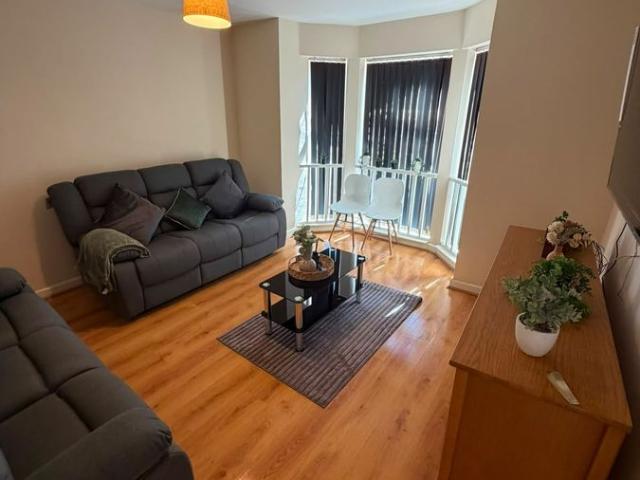 House for rent in Higher Broughton, Salford