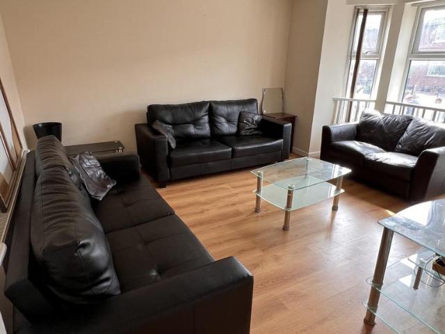 House for rent in Higher Broughton, Salford