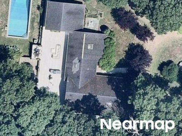 Property for sale in Hay Beach, Town of Shelter Island