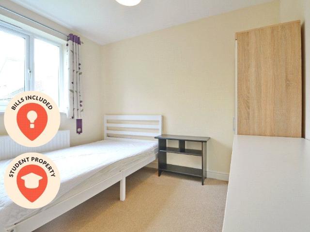 Apartment for rent in Tallsticks, Harry Stoke