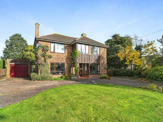 House for sale in Chelmondiston, Suffolk