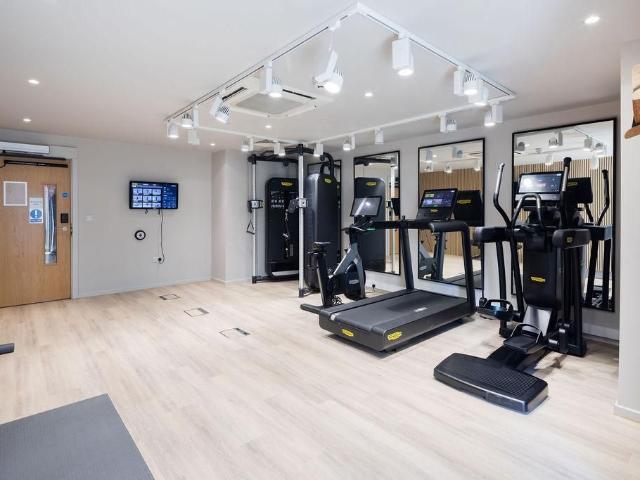Room for rent in Calderstones