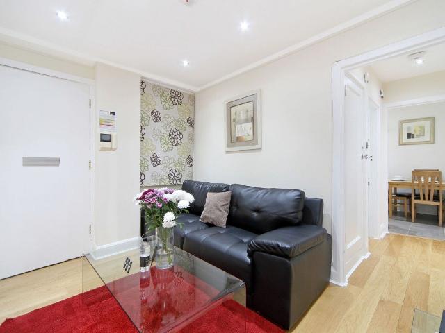 Apartment for rent in Marylebone, Greater London