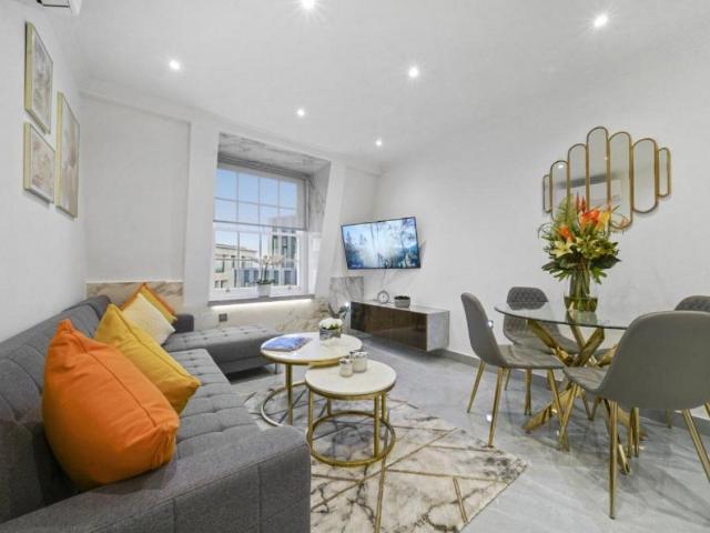 Apartment for rent in Marylebone, Greater London
