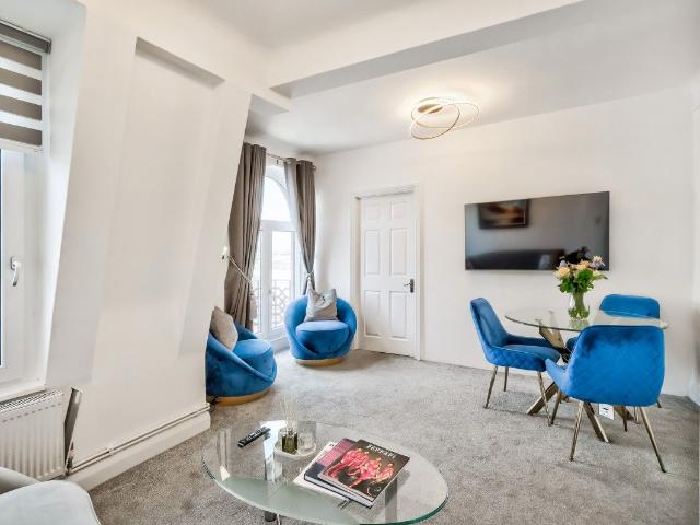 Apartment for rent in Marylebone, Greater London