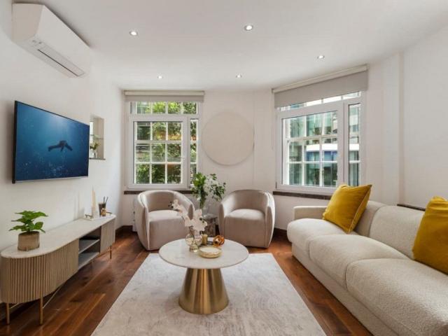 Apartment for rent in Marylebone, Greater London