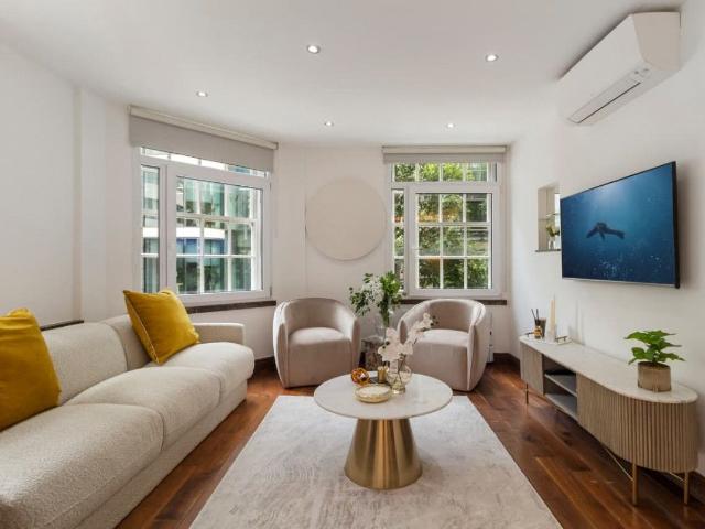 Apartment for rent in Marylebone, Greater London