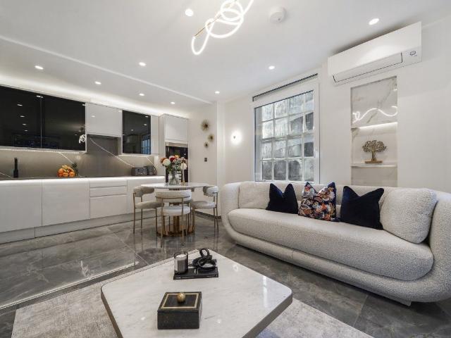 Apartment for rent in Marylebone, Greater London