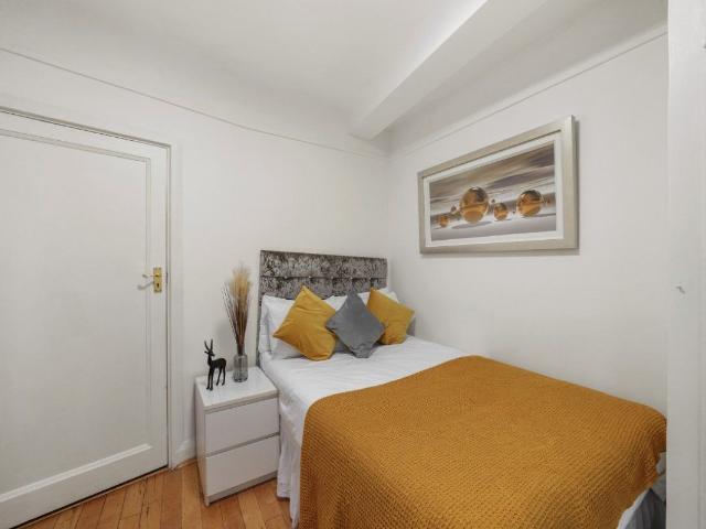 Room for rent in City of Westminster, Greater London