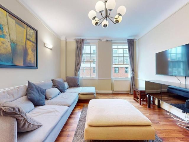 Apartment for rent in Marylebone, Greater London