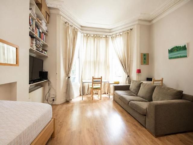 Studio for rent in City of Westminster, Greater London