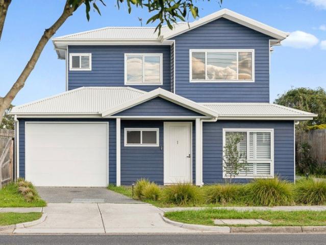 Townhouse for sale in Camerons Creek, Victoria