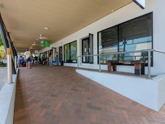 Retail for sale in Port Douglas, Douglas Shire