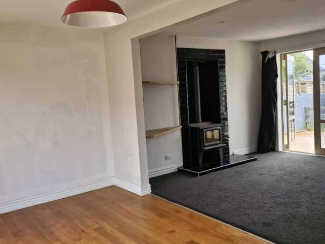 Apartment for rent in Chaslands, Canterbury