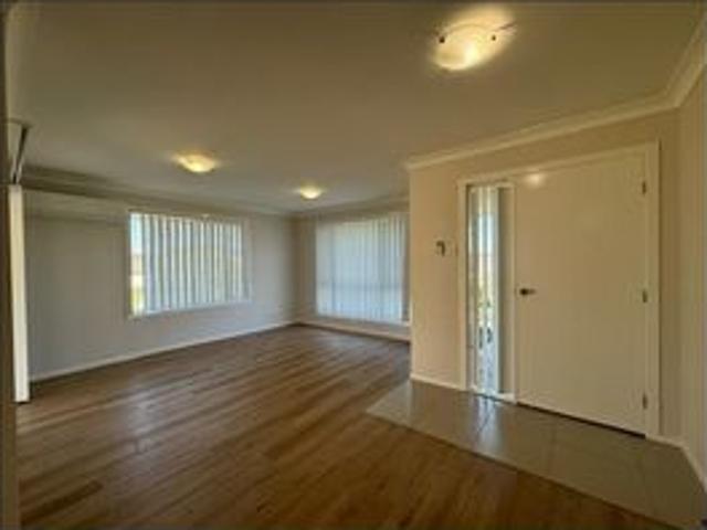House for rent in Wadalba, New South Wales