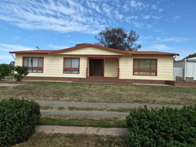 House for sale in Peterborough, The District Council of Peterborough