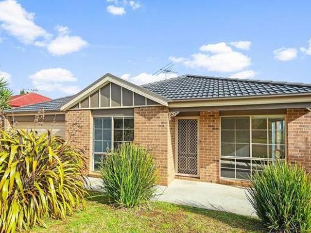 House for rent in Victoria