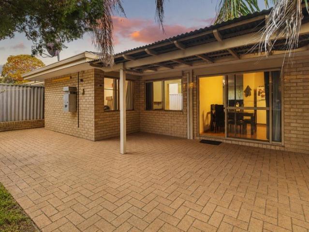 Villa for sale in Stirling, Western Australia