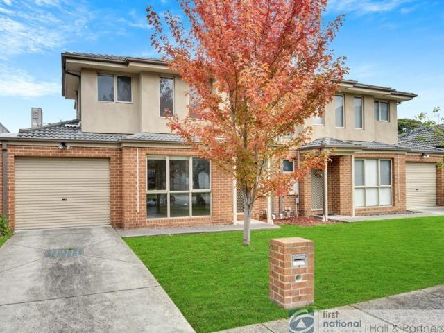 Townhouse for sale in Camerons Creek, Victoria